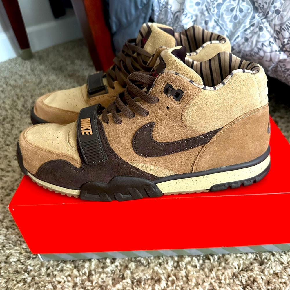 Nike Air Trainer 1